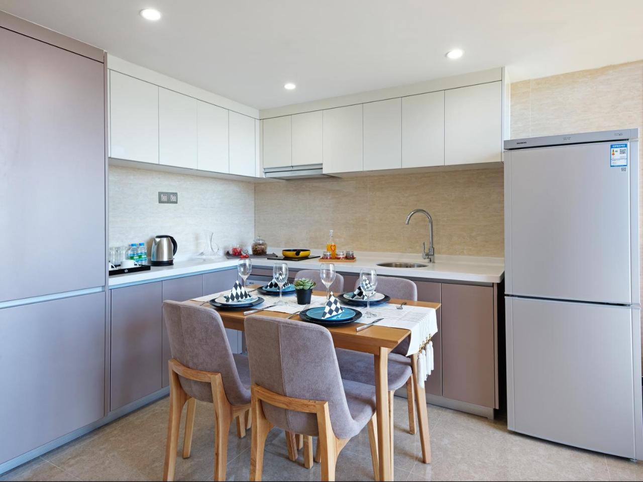 Royal Star Apartment Guangzhou Exteriör bild