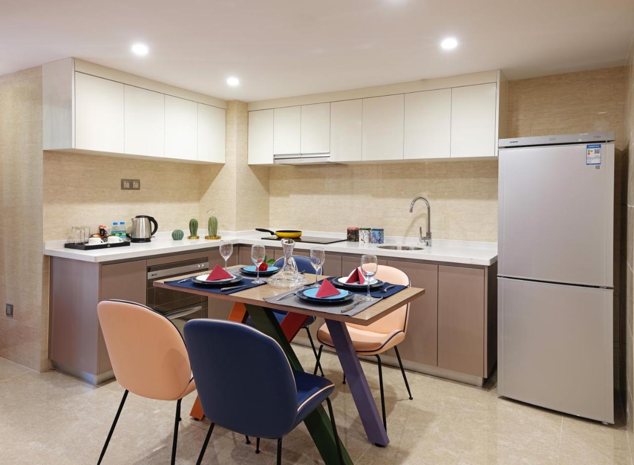Royal Star Apartment Guangzhou Exteriör bild
