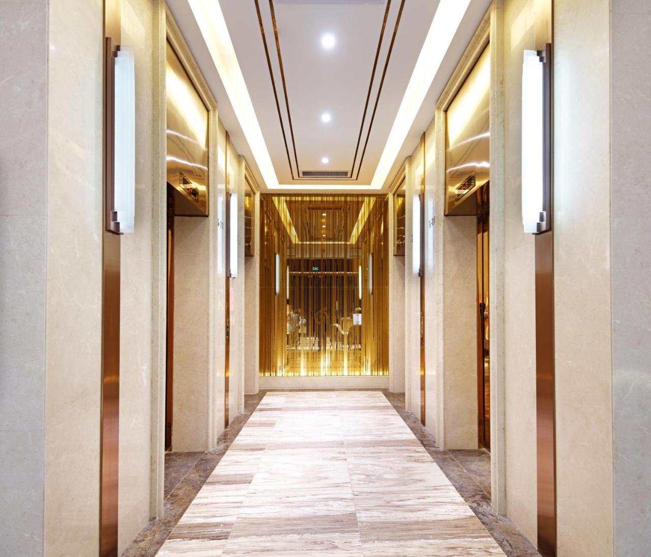 Royal Star Apartment Guangzhou Exteriör bild